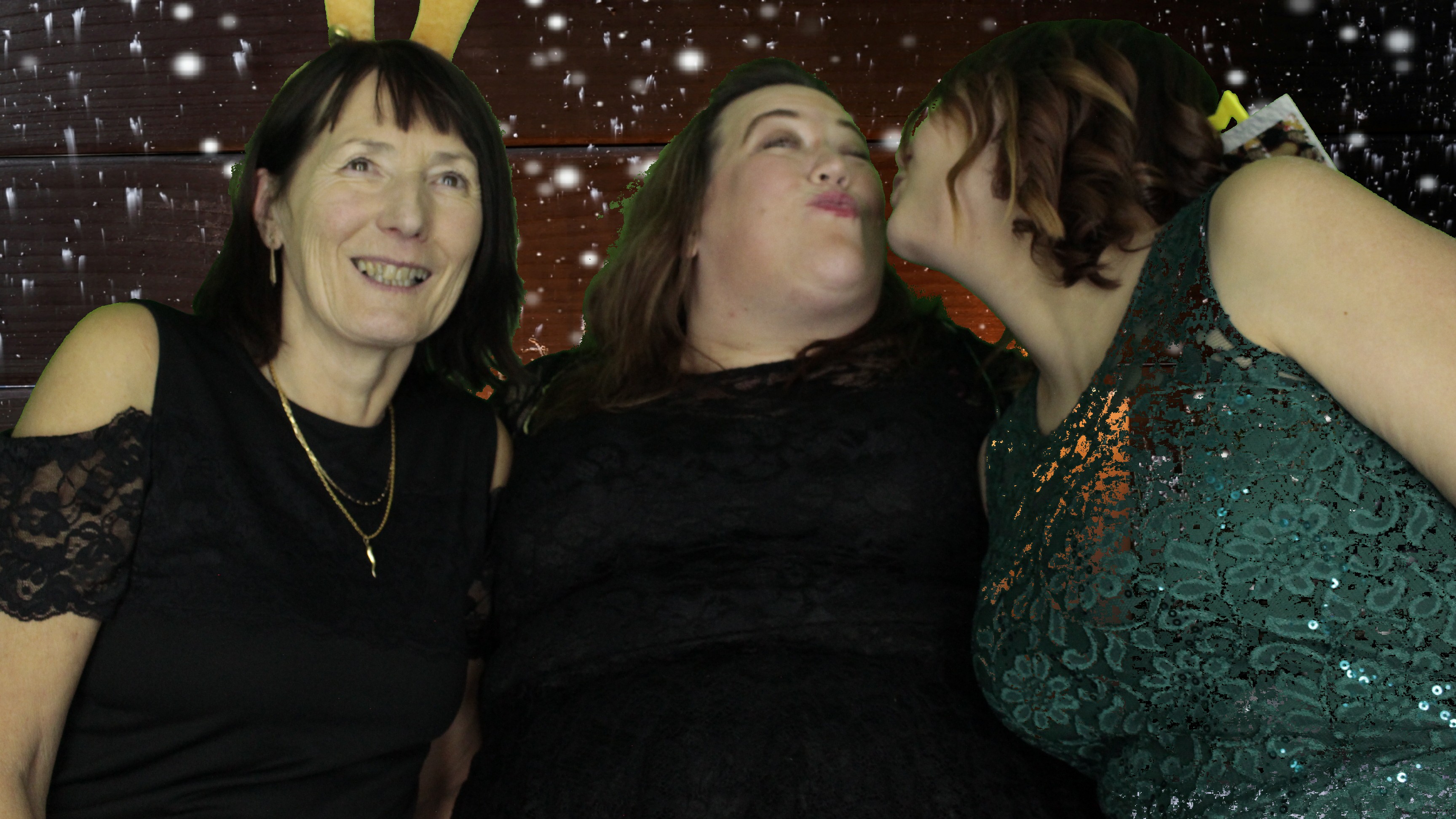 Portsmouth Water Christmas Party | View more photos from the event at gallery.myphotoboothexperience.co.uk/u/MyPhotoBoothExperienceLtd/Portsmouth-Water-Christmas-Party
